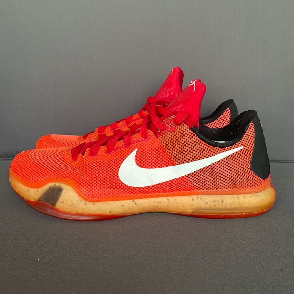 Kobe X